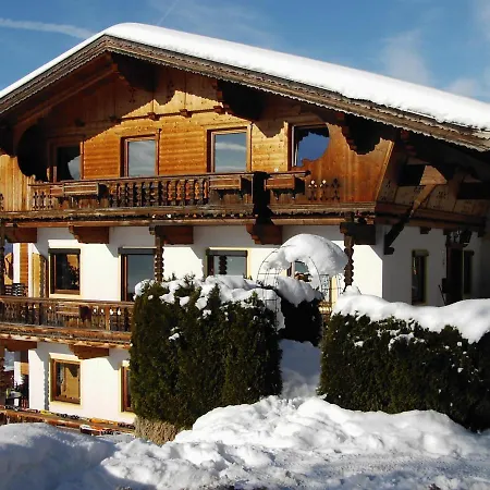 Haus Schwarzenberg Apartamento Stummerberg