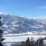 Haus Schwarzenberg *