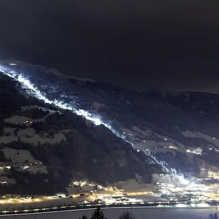 Haus Schwarzenberg شقة