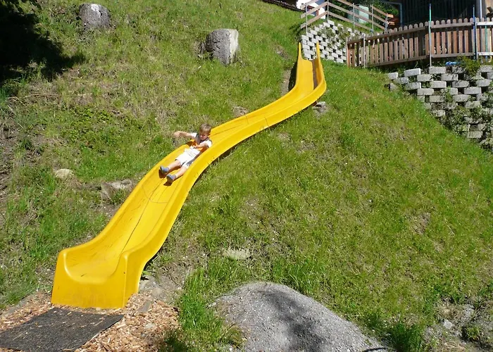 Haus Schwarzenberg * ستمربرغ